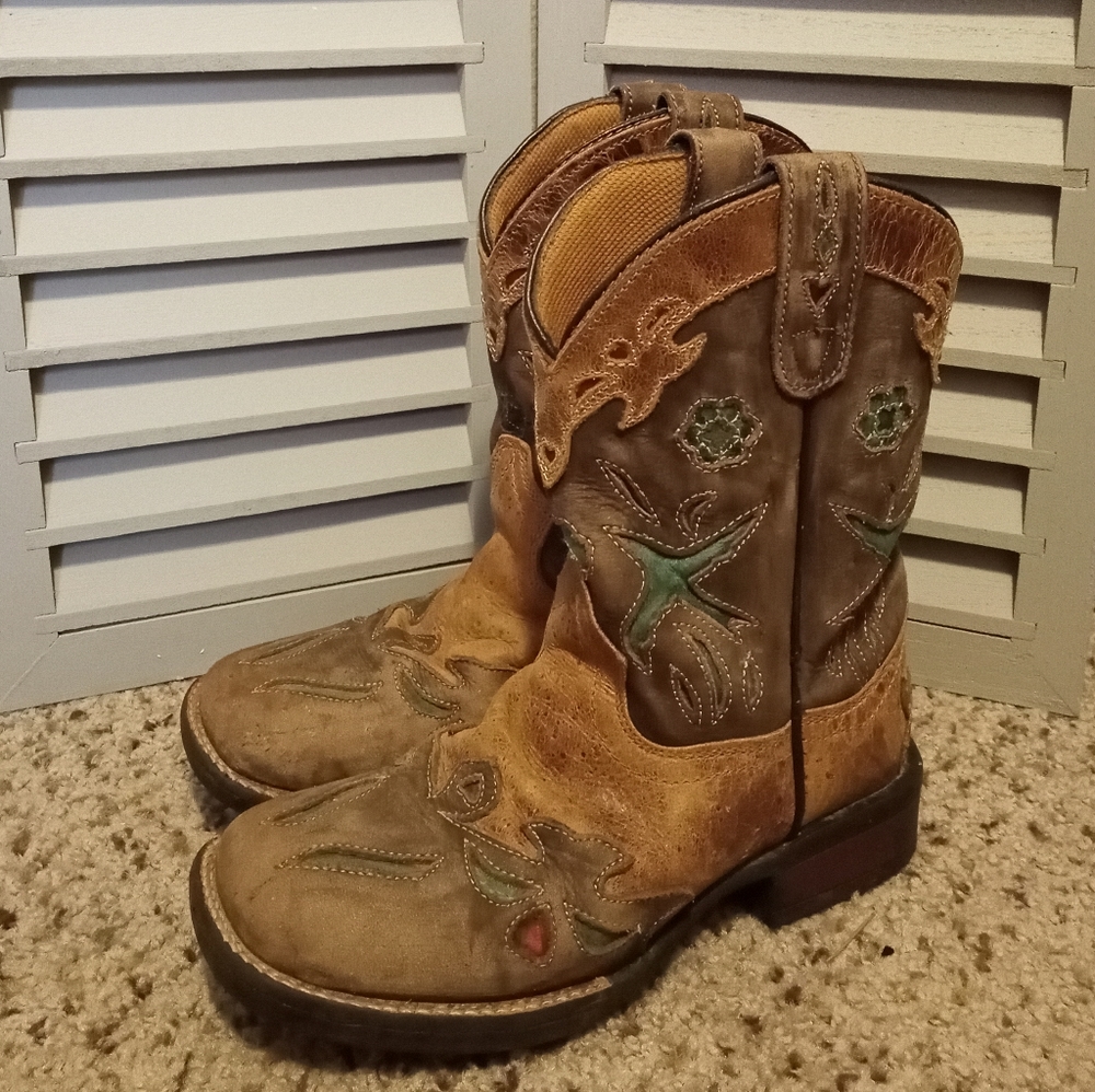 Girls Dan Post Boots.